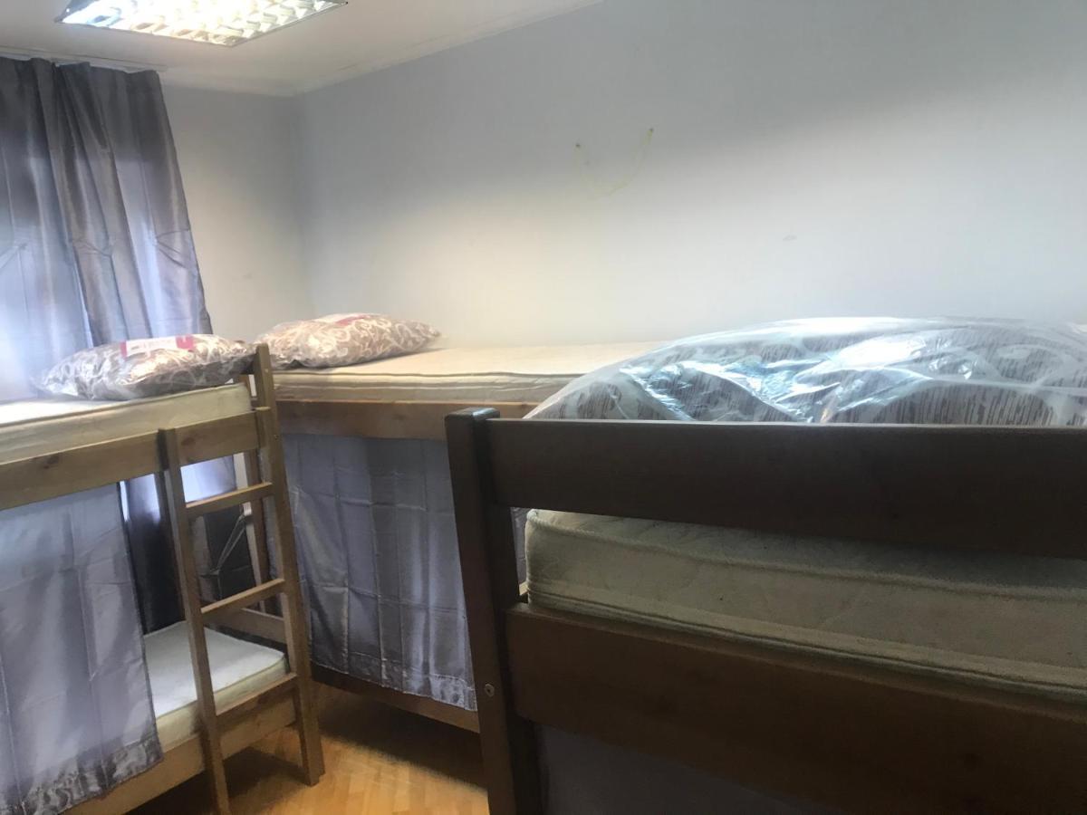 Ararat-Shulyavskaya Hostel 키예프 외부 사진